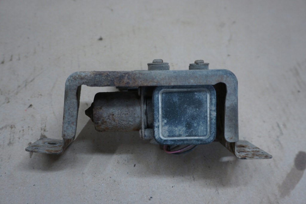 Suzuki grand vitara 1 załącznik помпа привода мост перед 98-05r с Разборки