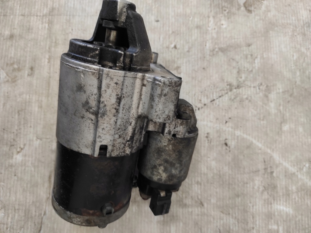 Купити Peugeot 308 t7 07-11 стартер v755001780 04