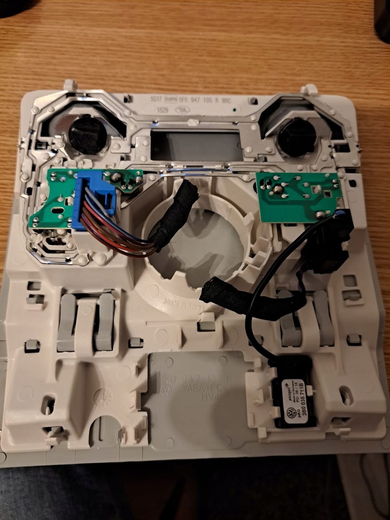 фото №8, Seat leon iii лампа потолочный 5f0947105r