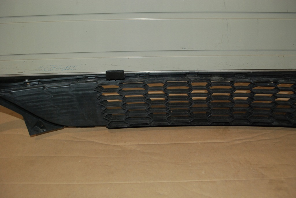 фото №8, Kia carens 4 iv решітка бампера перед передня 86561-a4000