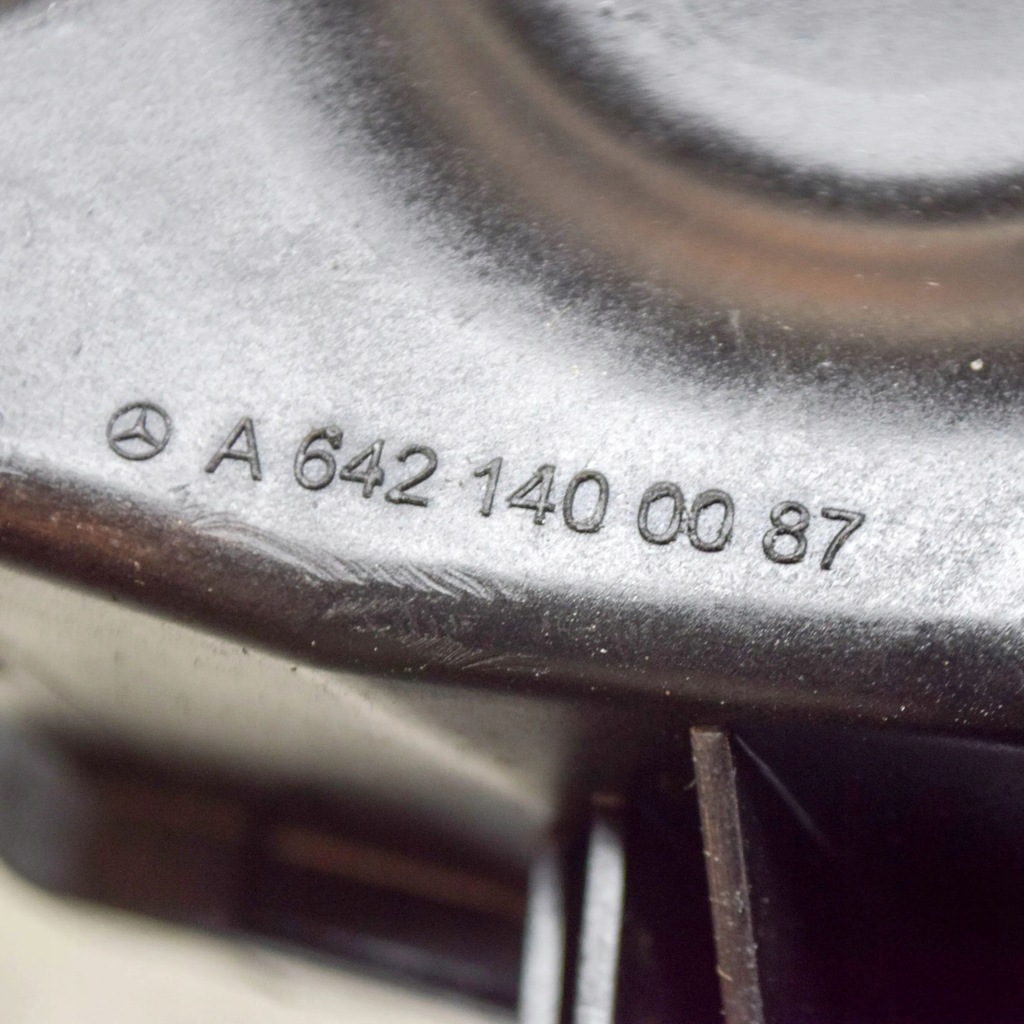 фото №6, Mercedes-benz gl x166 2015 резонатор / повітрозабірник повітря