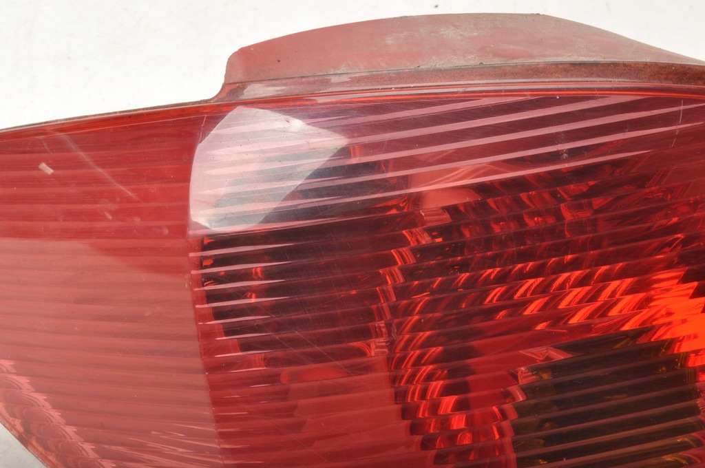 фото №8, Peugeot 307 лампа левая задняя левый задняя