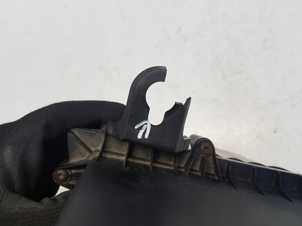 фото №5, Jaguar xe x760 2.0d корпус фильтра воздуха