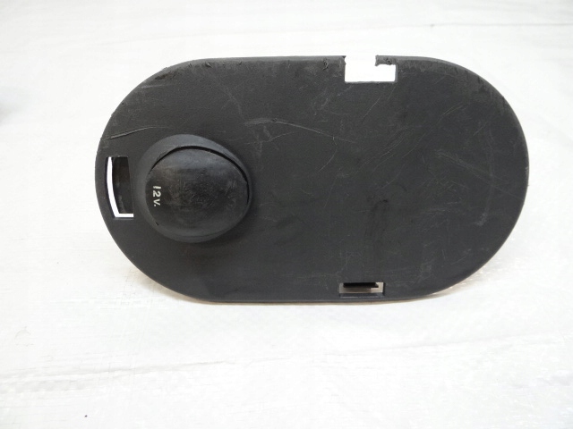 фото №1, Peugeot expert iii защита разъём прикуривателя 1401181877