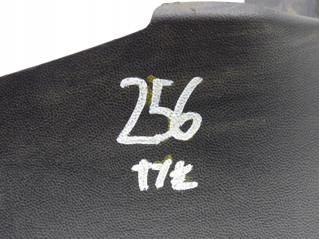 фото №4, Брызговик защита правый задняя skoda rapid 5ja071101a