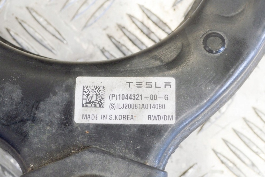 фото №7, Tesla model y передній лівий верхній важіль 1044321-00-g електрика 336kw 20