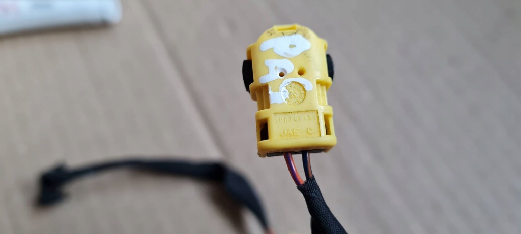 Jeep grand cherokee wl 2022 штекер колодка соединитель поперечина перед подушка безопасности Доставка