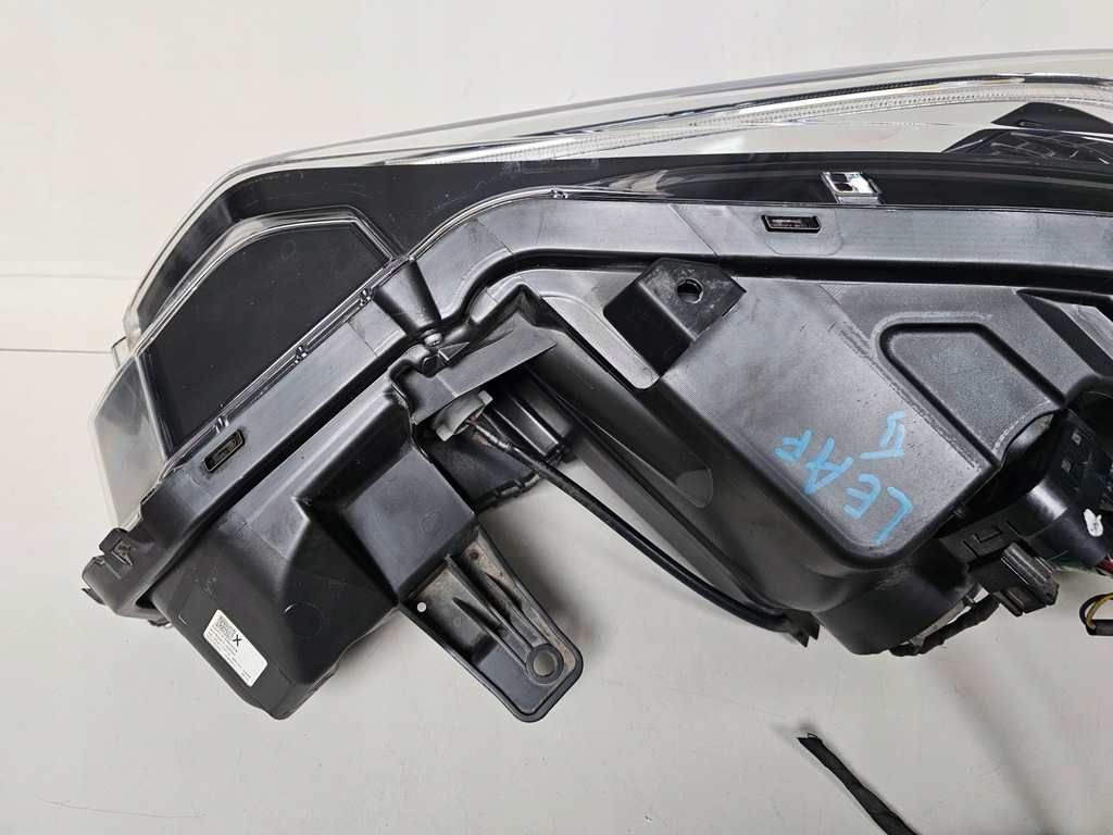 фото №9, Лампа передняя правая nissan leaf ii 2 260105sh0a