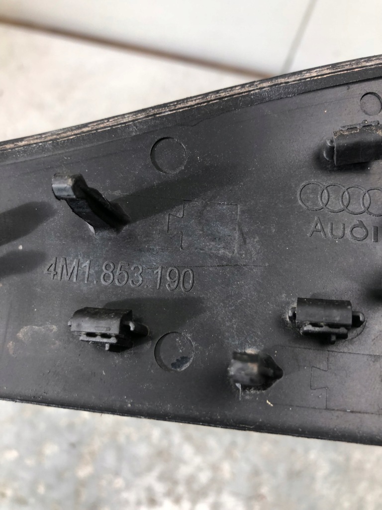 фото №12, Молдинг dekor консоли audi q7 4m1853190