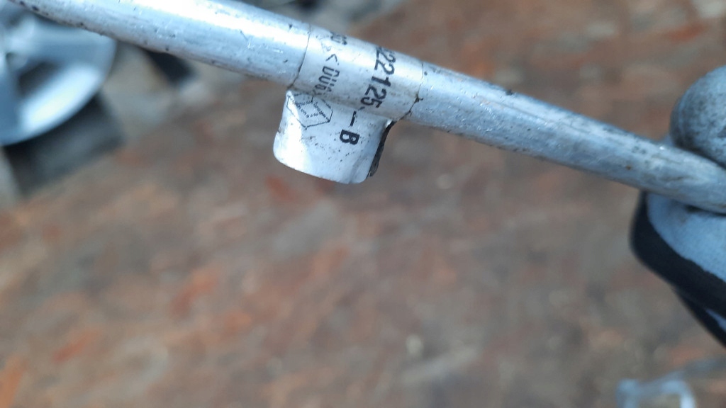 фото №10, Шланг кондиционера renault clio iii 1.5 dci 8200422125