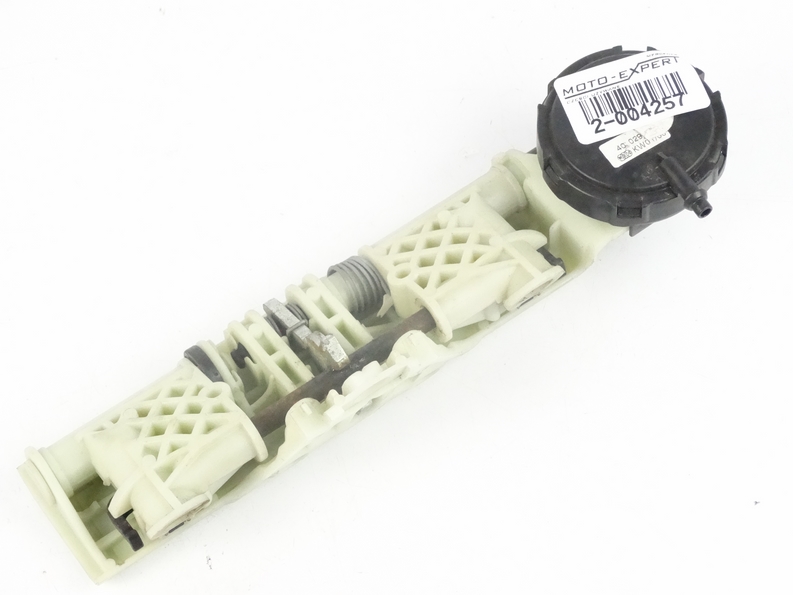 фото №1, Mercedes w210 механизм складывания подголовник задняя