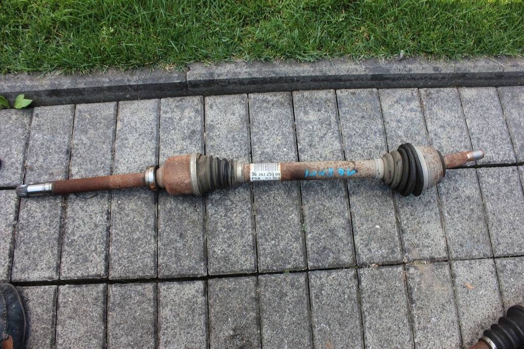 фото №1, Peugeot citroen привідний вал передня 9670725580 оригінал