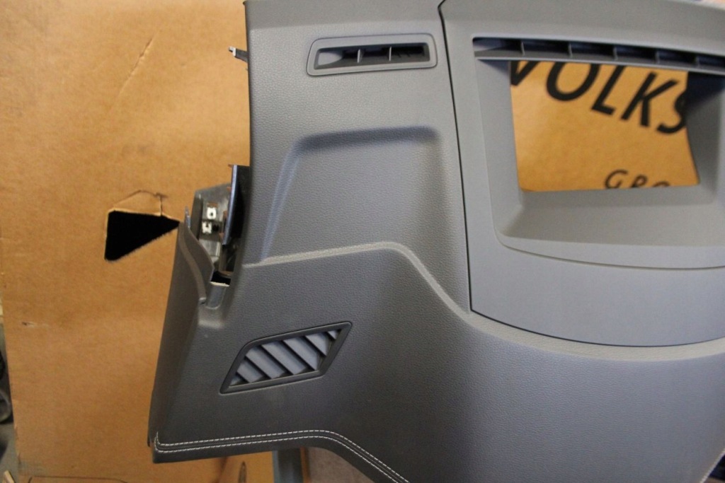 Приборная панель приборная vw touareg iii 761857003ft kompl Оригинал