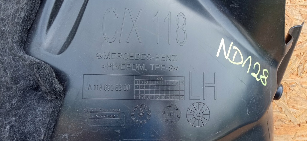 фото №10, Подкрылок левый перед mercedes cla w118 оригинальный номер a1186908300