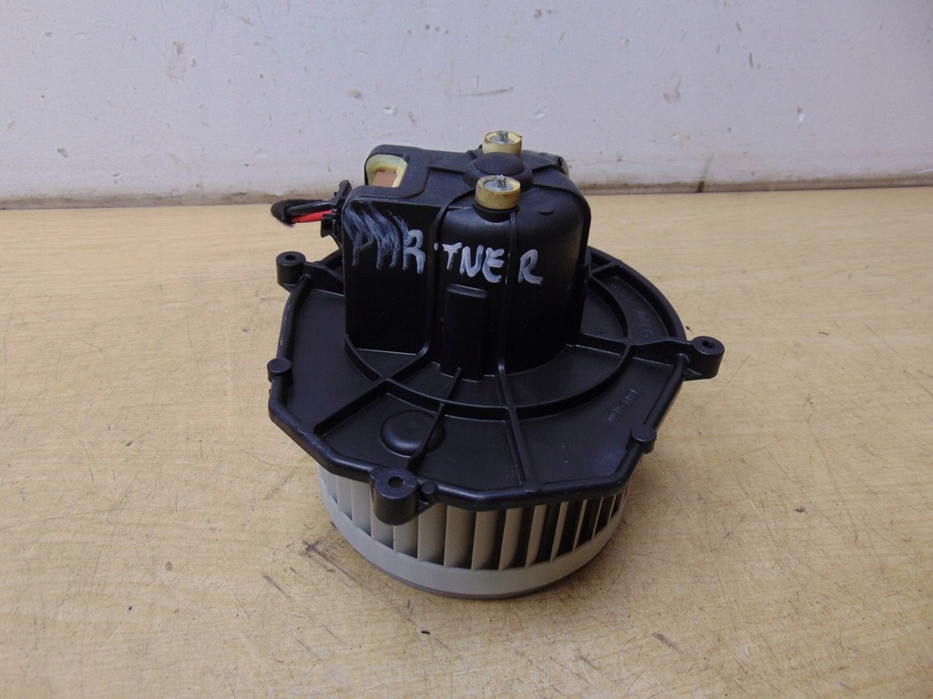 фото №1, Повітродувка обігрівача вентилятор berlingo 3 europa