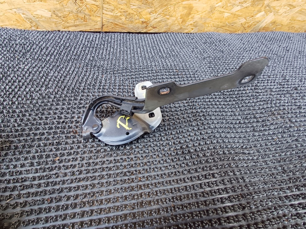 фото №1, Renault clio iii петля капот правый teb66