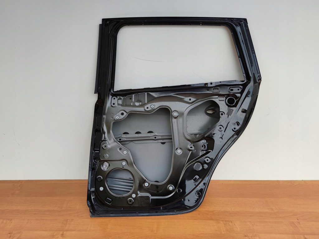 фото №2, Mazda vi 6 kombi 13-18 rok правое дверь задняя задние