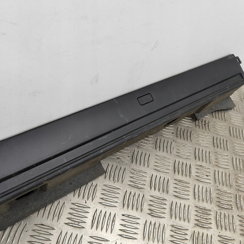 фото №4, Lexus ux 2019 порог