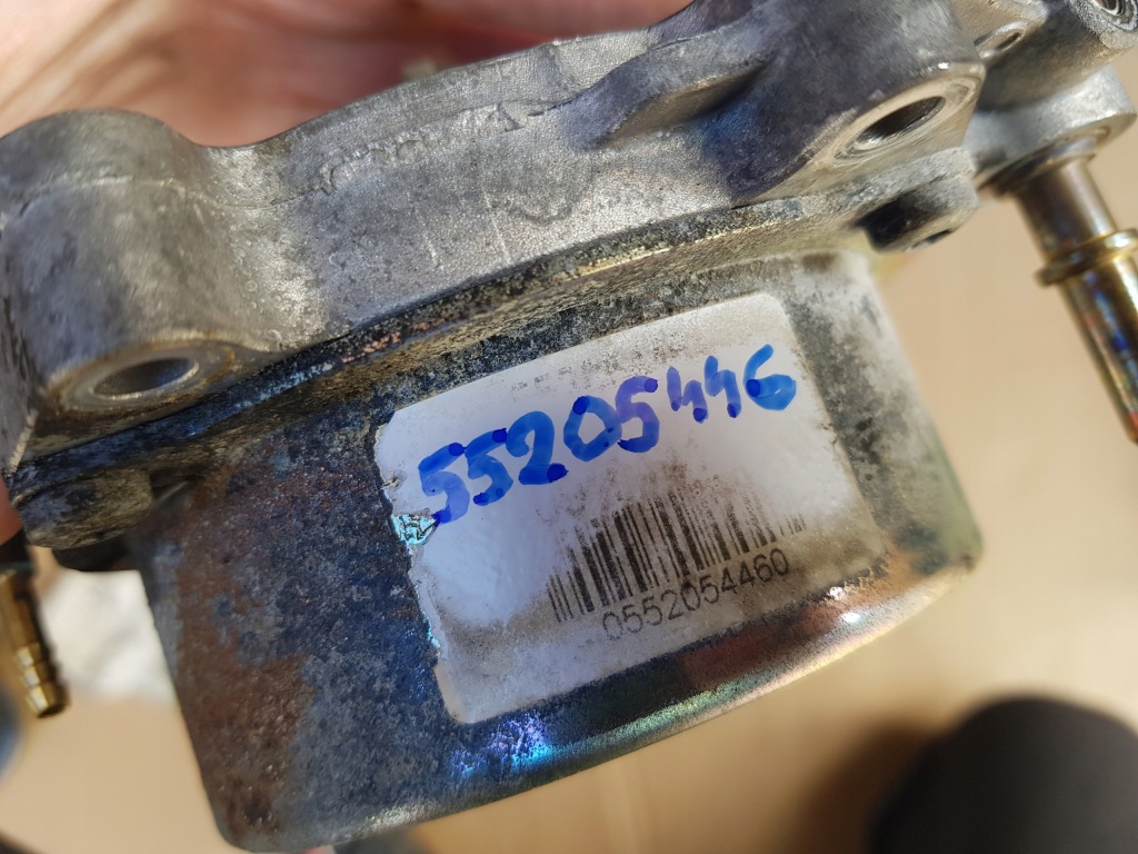 Насос вакуум 2.0 cdti 160km a20dth opel insignia a / 55205446 справна Зі Шроту