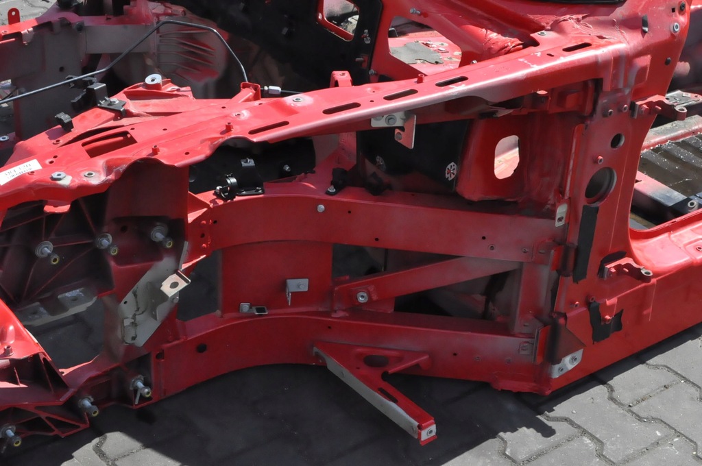 фото №4, Ferrari california pas передний усилитель четверть лонжерон рама