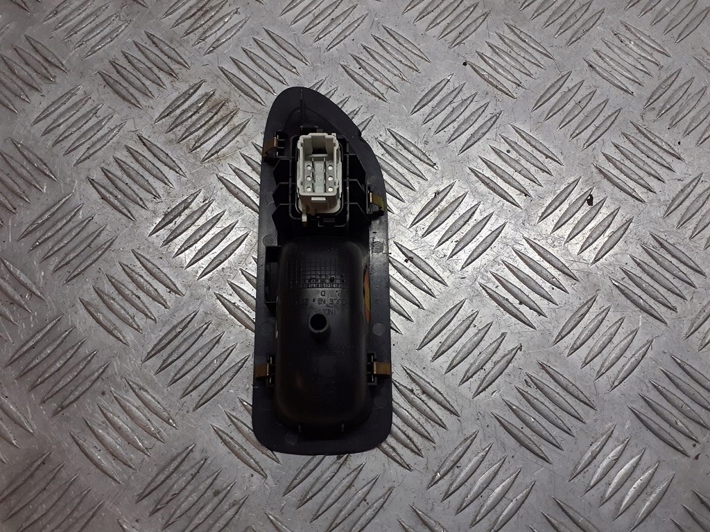 фото №2, Панель скло правий задня renault laguna ii 8200016014