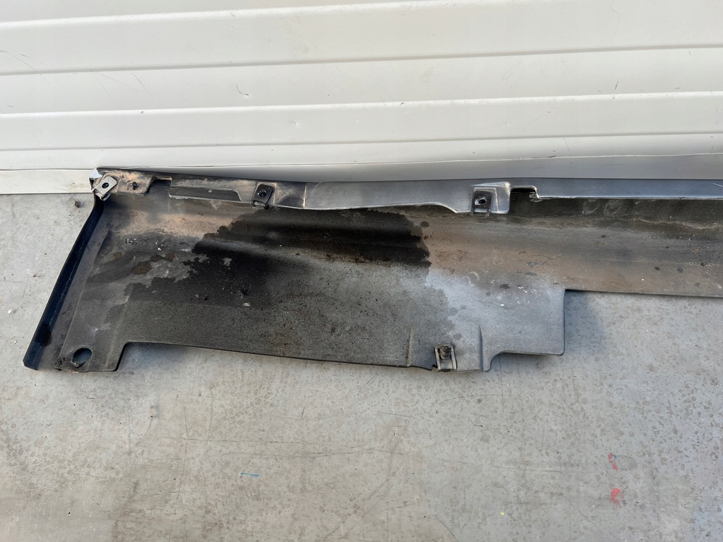 фото №8, Порог молдинг порог правая ferrari ff