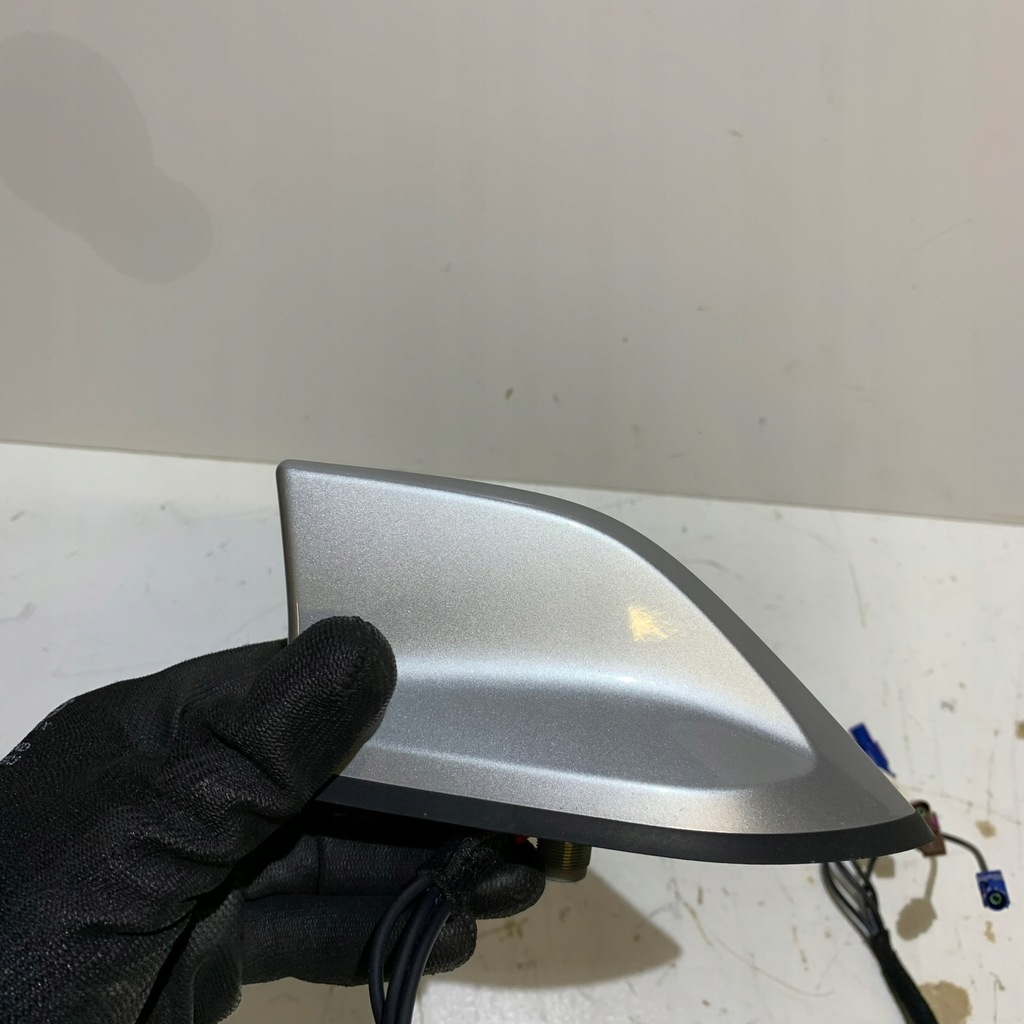 фото №4, Renault clio v антенна кровельная 282067265r