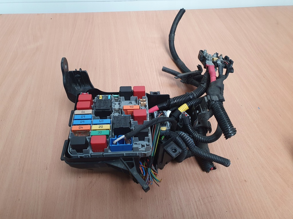 фото №7, Коробка предохранителей 51849424 romeo giulietta