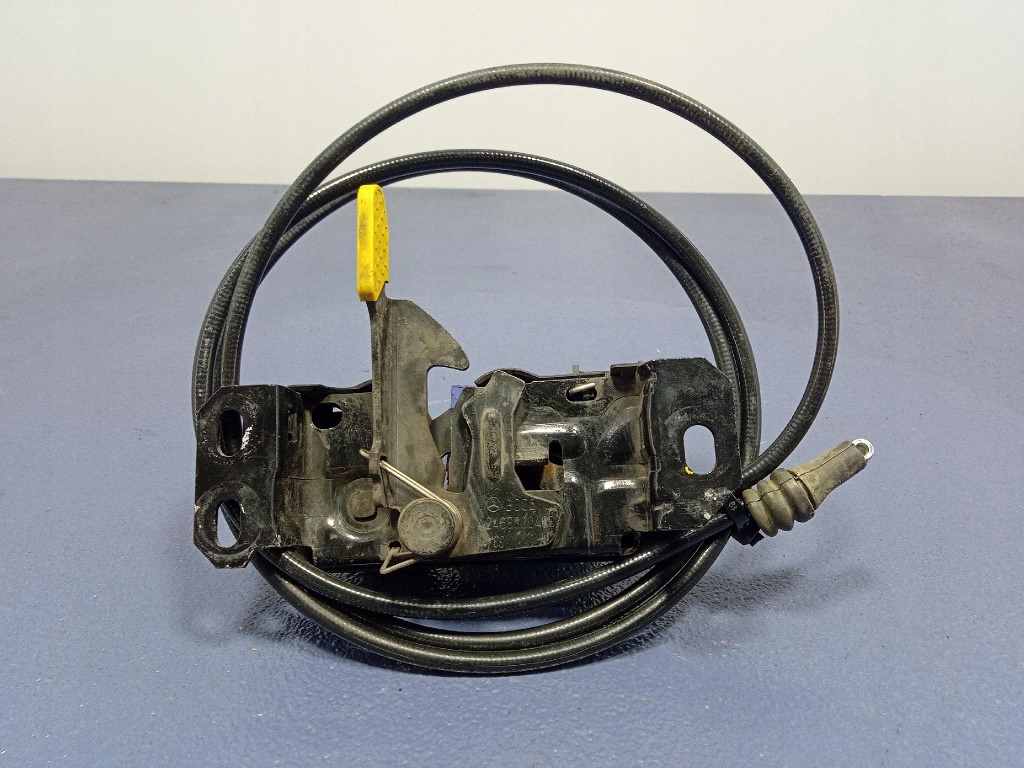 Купити Mercedes b-klasa w246 замок ригель капота a2468800460