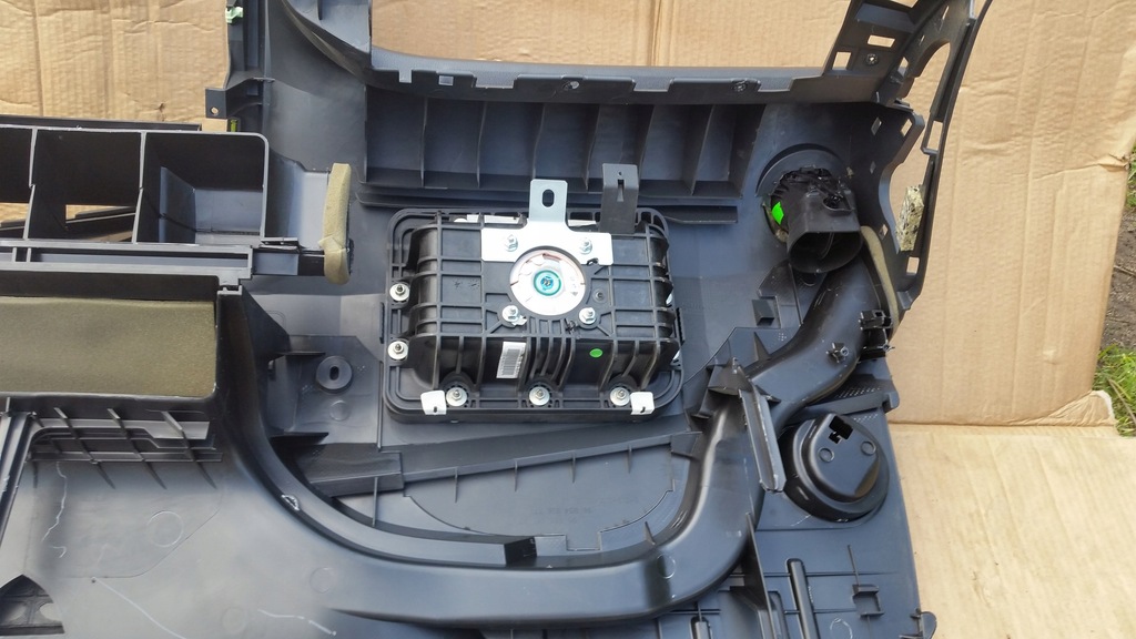 фото №13, Peugeot 5008 i консоль панель приладів подушка безпеки ремені