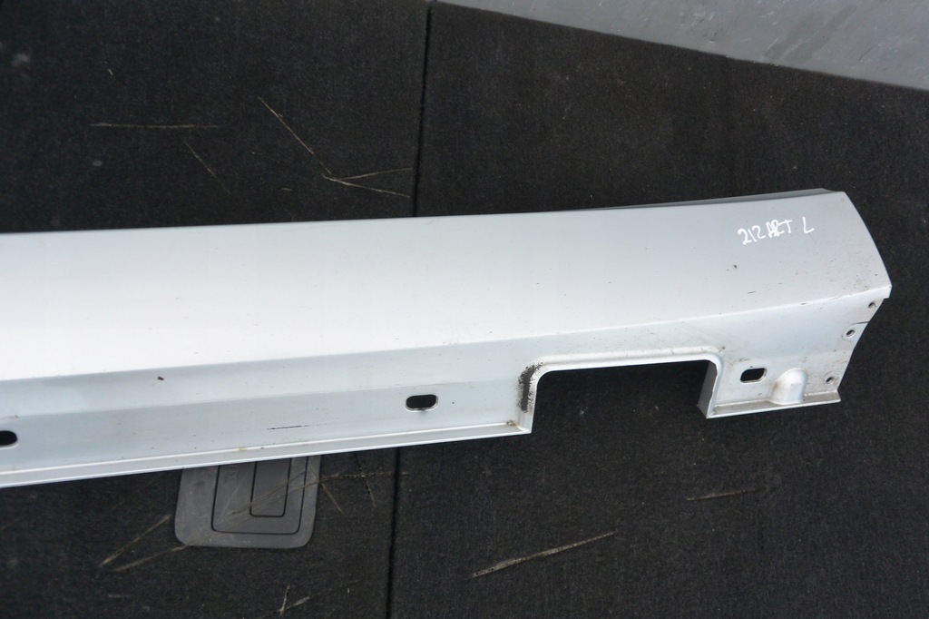 фото №5, Защита молдинг порог левая mercedes w212 775