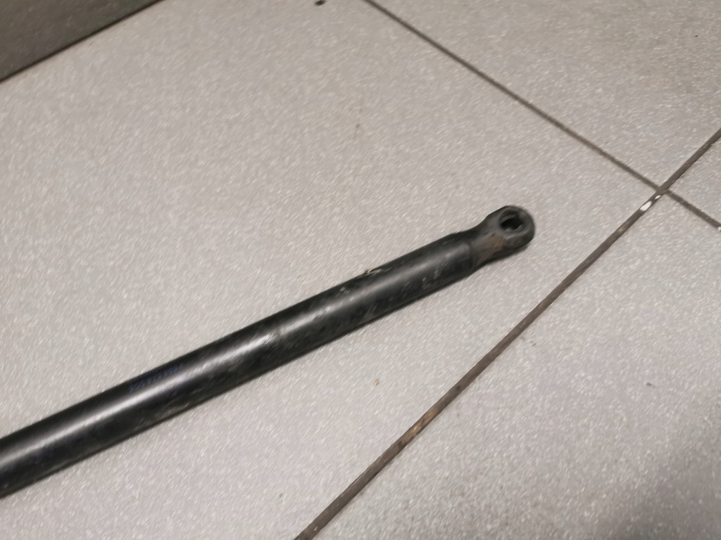 фото №5, Привод капот vw passat b6 3c0823359a