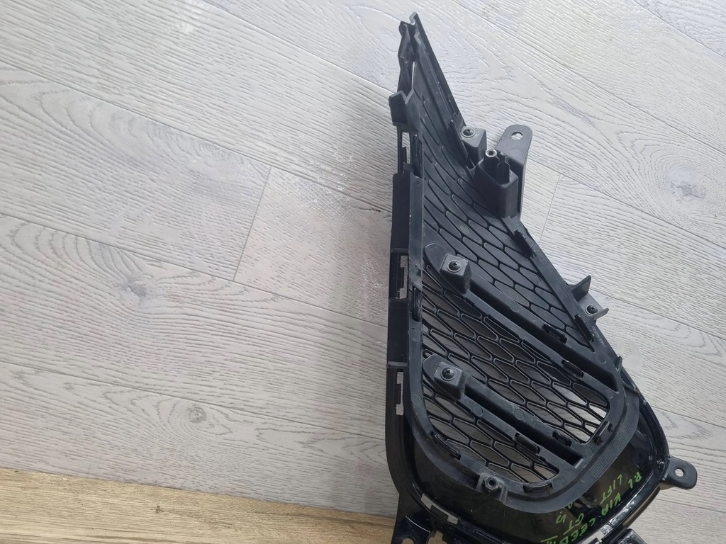 фото №8, Решітка, заглушки решітка передня ліва kia ceed iii gt lift