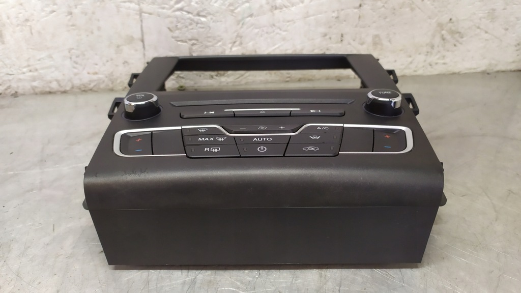 фото №4, Ford mondeo mk5 панель кондиционера рамка радио hs7t-18e245-aca