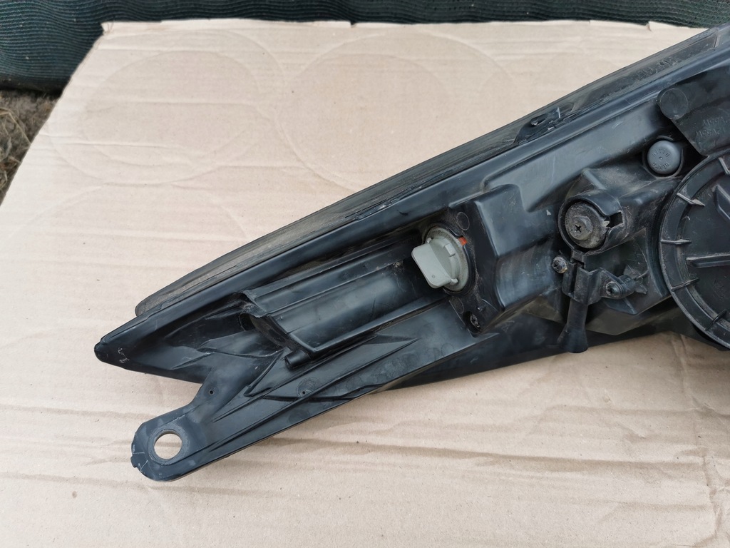 фото №10, Hyundai elantra v 10- лампа права фара правий перед europa