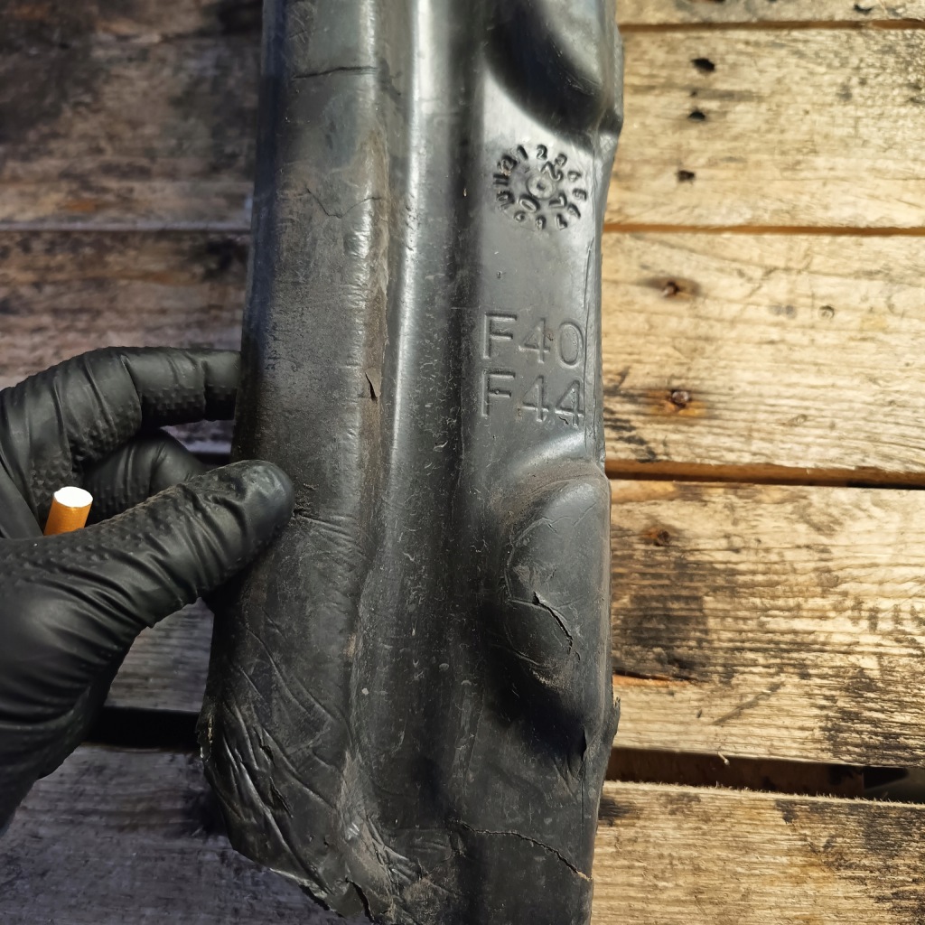 7448812 bmw f44 f40 шумоизоляция крыла правого правое в Украине