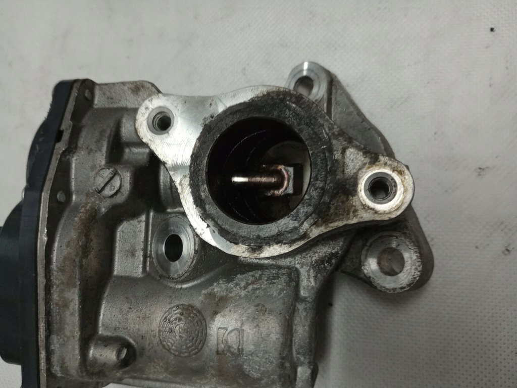 фото №9, Nissan pulsar 1.5 dci k9k 2015 клапан выхлопных газов egr h8201143495 147104647r eu