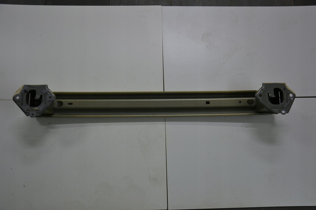 фото №11, Toyota yaris iv 20- балка бампера задняя 250947-80