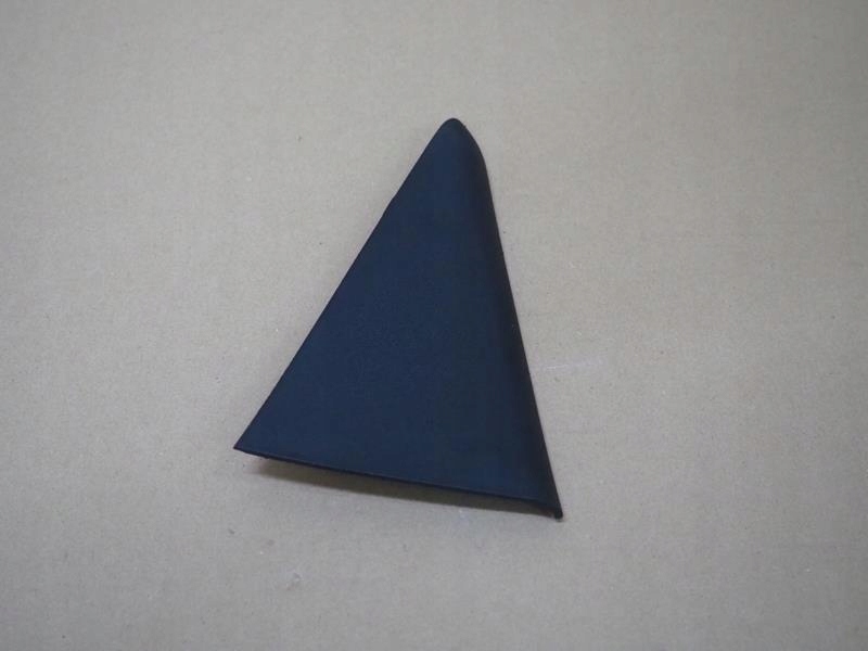 фото №1, Заглушка треугольник дверь левый задняя hyundai tucson iv