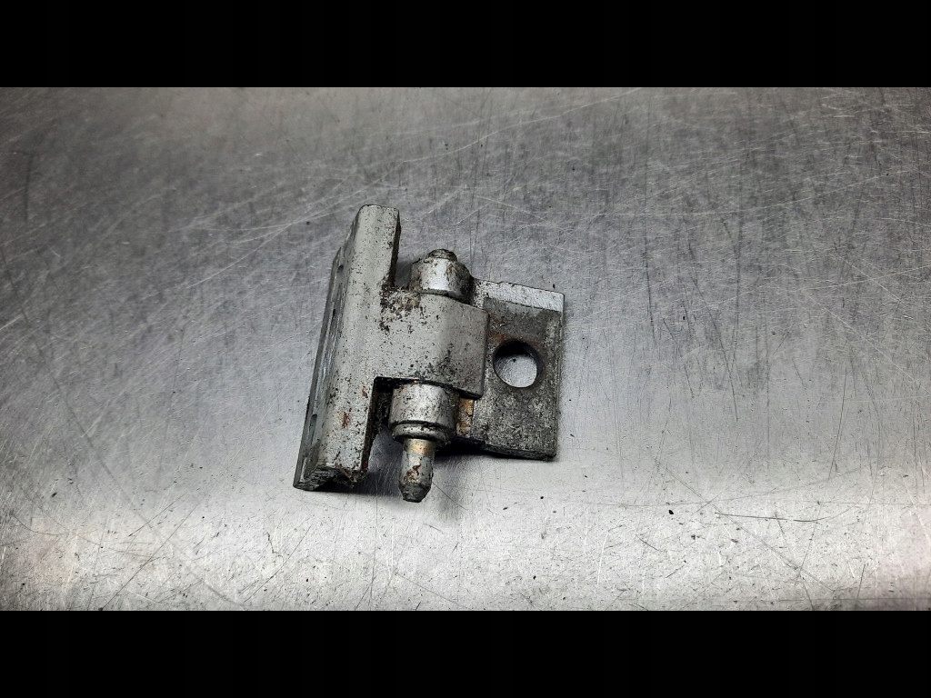 фото №3, Петля дверь правый volvo v70 ii s60