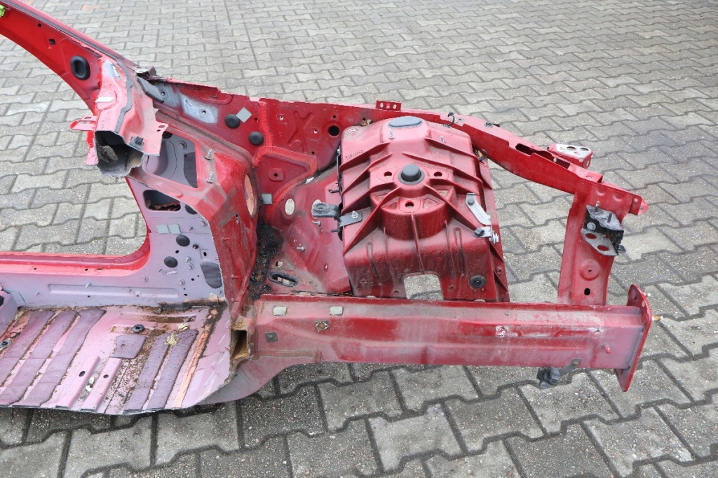 Alfa romeo giulia четверть левая перед 414 Оригинал