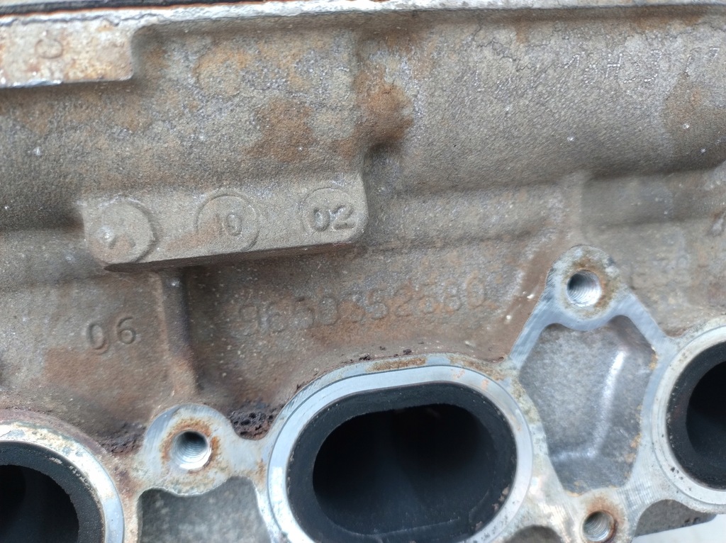 фото №8, Peugeot 407 головка двигателя 9650352580 ew10af rfj