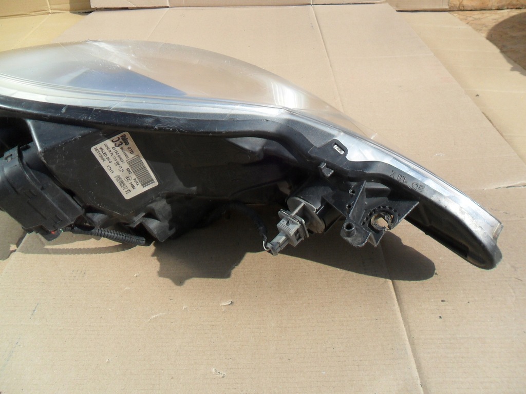 фото №14, Peugeot 107 81150-0h030 лампа передняя правая