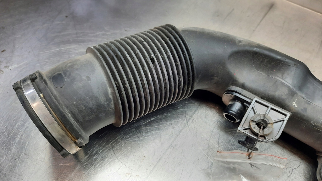 фото №5, Wąż труба турбіни 31338661 volvo v40 xc40 ii 2.0 d4