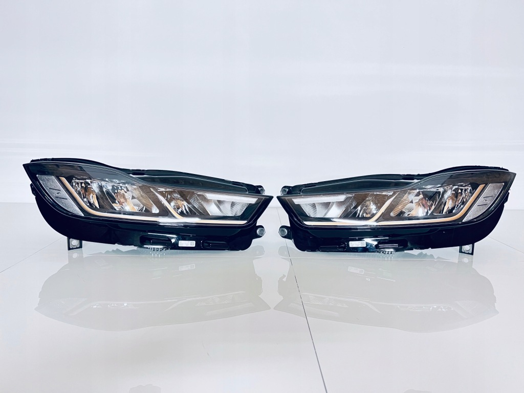 фото №1, Лампи ліва права jaguar i-pace x590 full led low