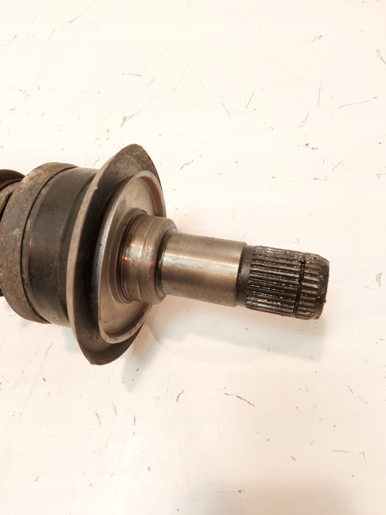 фото №8, Приводной вал правая задняя задняя bmw f10 3.0d 3.5d 7581018
