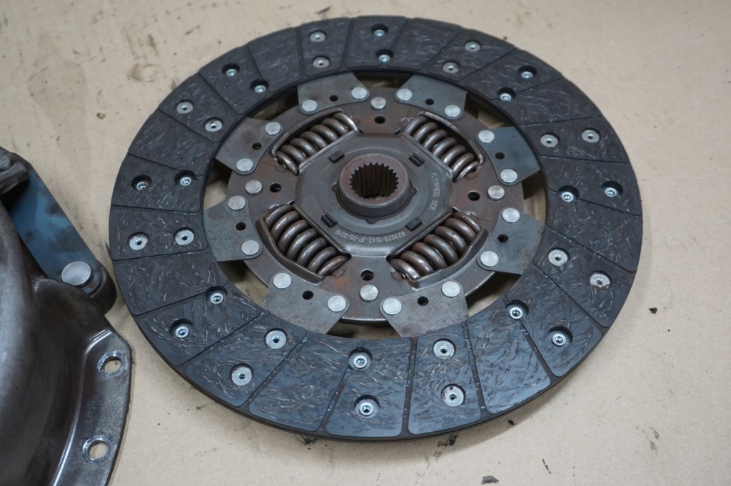 фото №10, Nissan patrol сцепление диск + прижим gr y61 3,0 di комплект