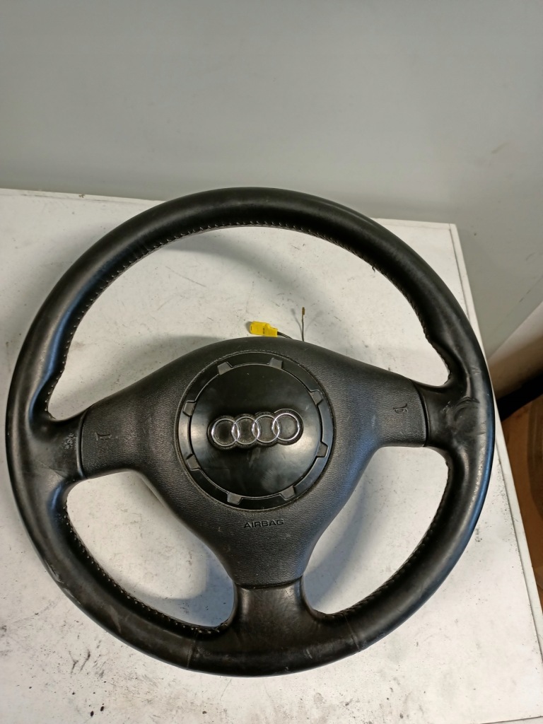 фото №1, Воздуховод audi a3 8l кожа