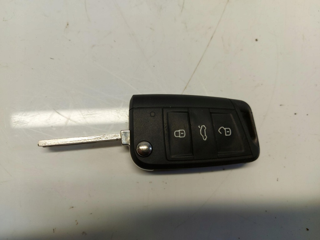 фото №1, Skoda scala ключ pilot 654959752g