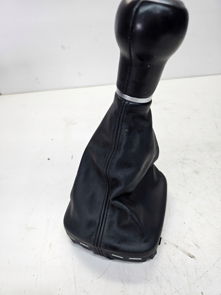 фото №5, Чохол ручка перемикання передач audi a3 8p a1 8x q3 8u 8p0863279a